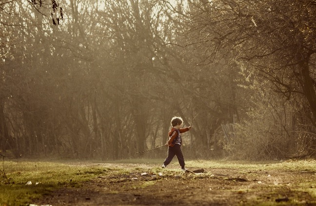 Playing Unsupervised Outdoors