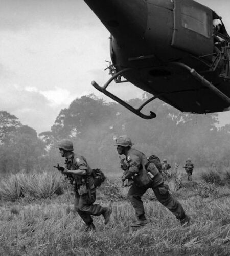 Paratroopers Of The 173 Airborne