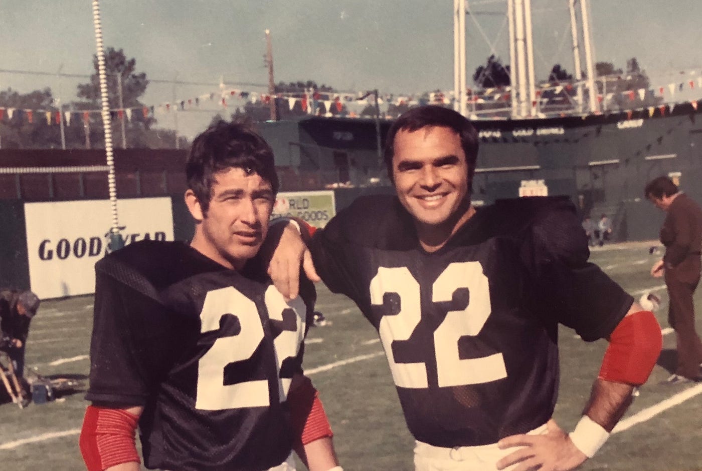 Burt Reynolds was not confident with his acting abilities when he filmed The Longest Yard