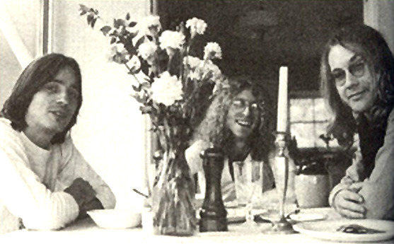 Talented singer-songwriter friends, Warren Zevon and Jackson Browne in 1976