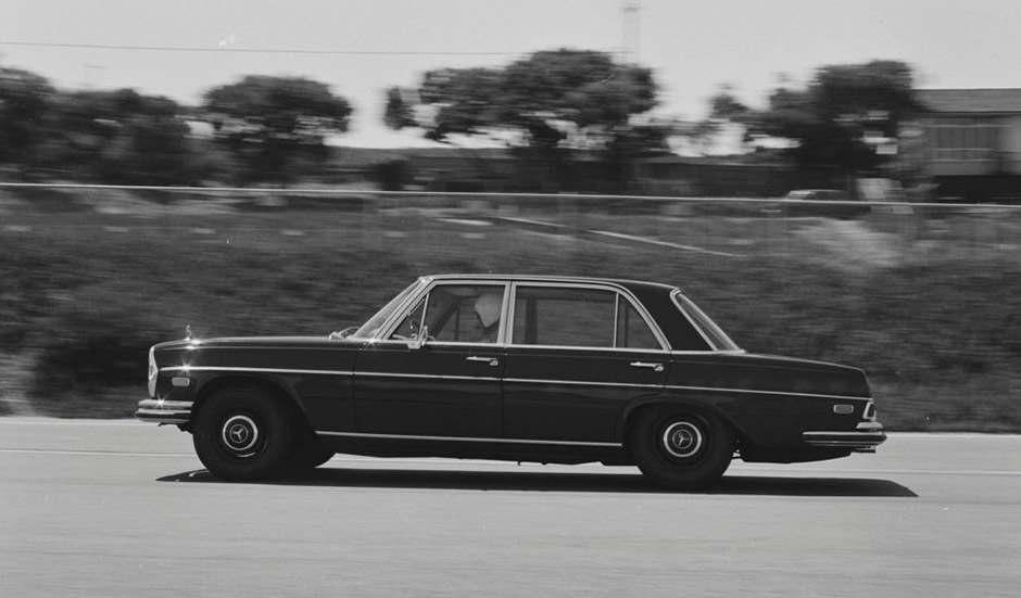 Mercedes 300